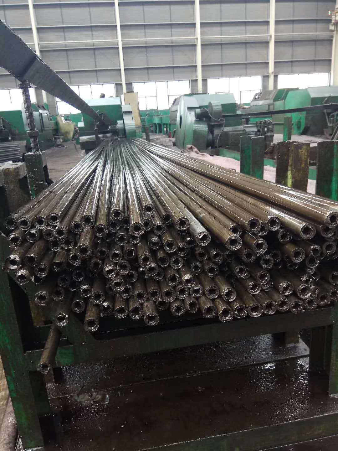 gcr15精密管出現(xiàn)供大于求的艱難局面.jpg
